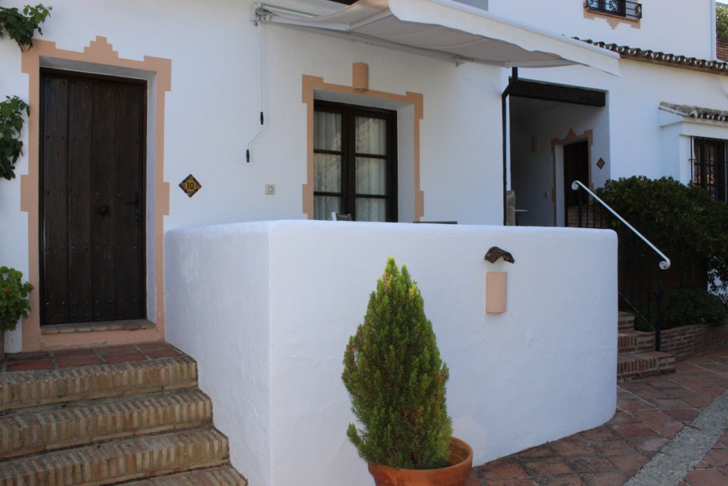 Commercial Property, For Sale