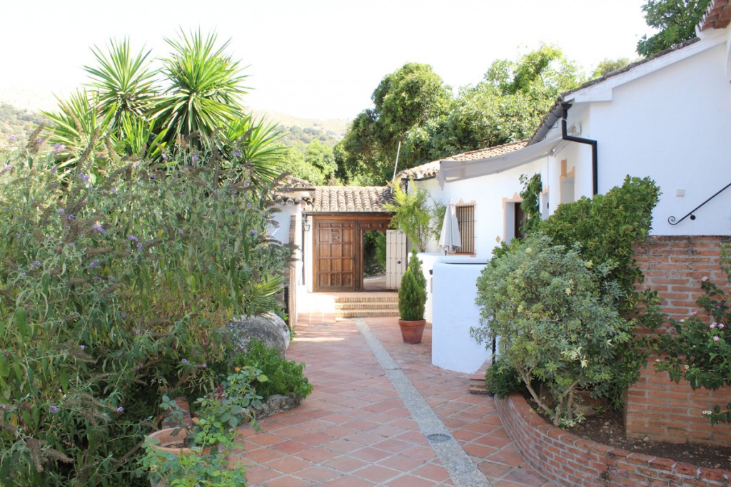 Commercial Property, For Sale