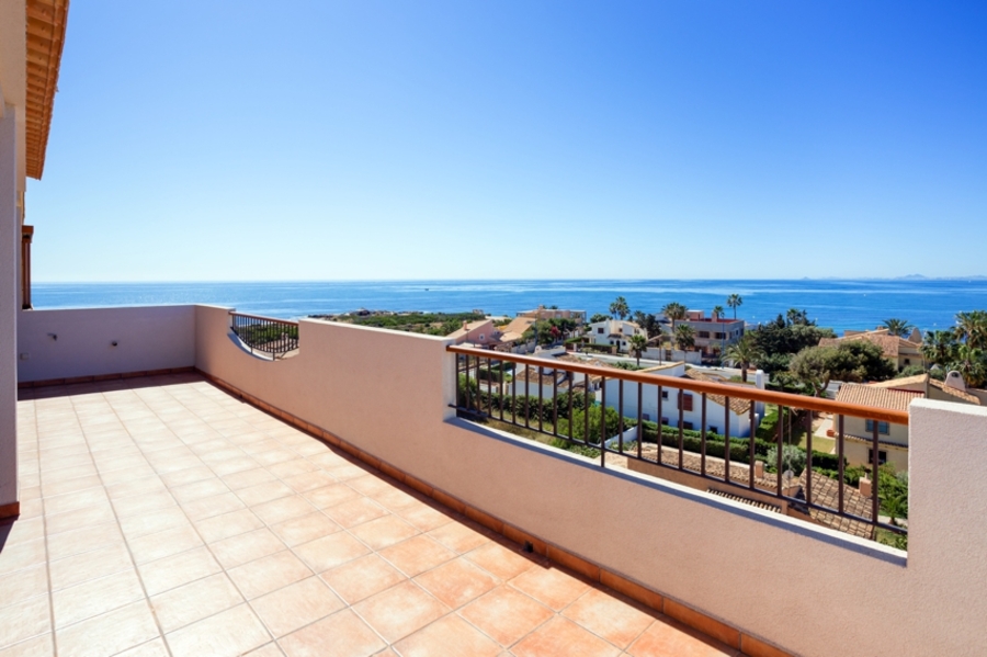 4 Bed, 5 Bath, ApartmentFor Sale, Punta Prima, Alicante