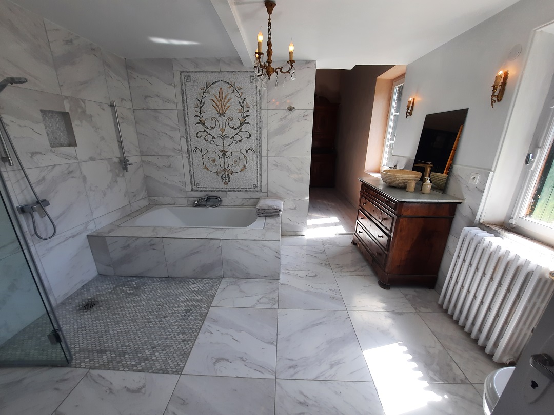 5 Bed, 2 Bath, HouseFor Sale, Olargues, Herault, Languedoc-Roussillon, 34390