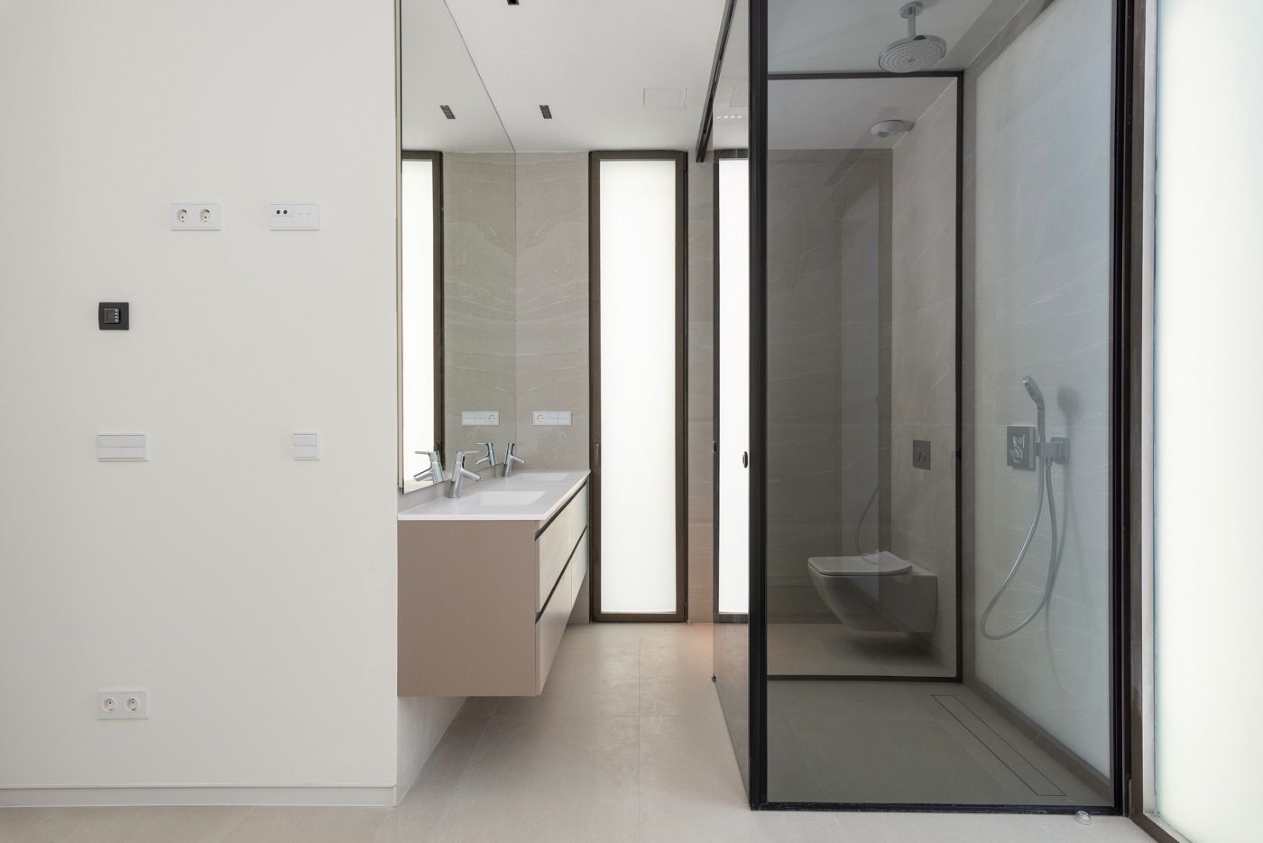 Finestrat, Alicante, 4 Bedrooms Bedrooms, ,For Sale,LUX0154 - OPF