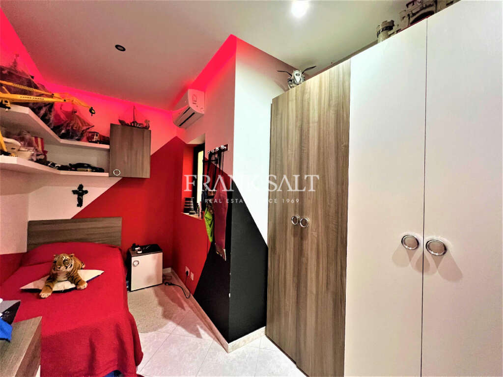 3 Bed, ApartmentFor Sale, Zejtun, Malta