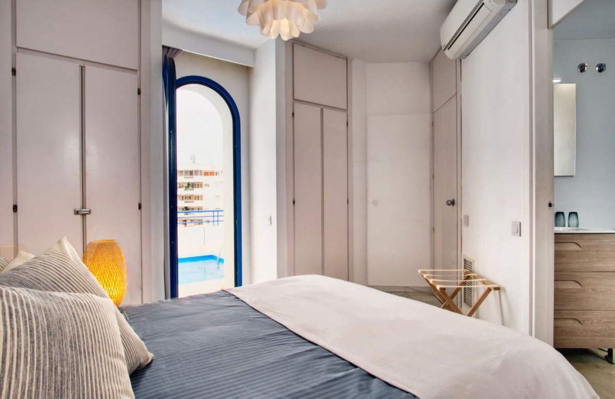 4 Bed, 4 Bath, ApartmentFor Sale, Marbella, Malaga