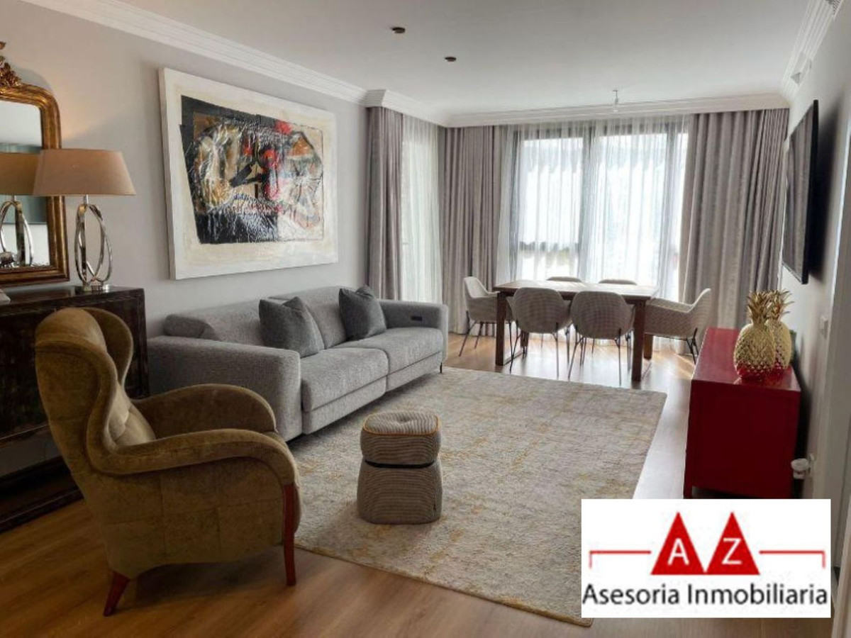 4 Bed, 3 Bath, ApartmentFor Sale, Palma de Mallorca, Islas Baleares