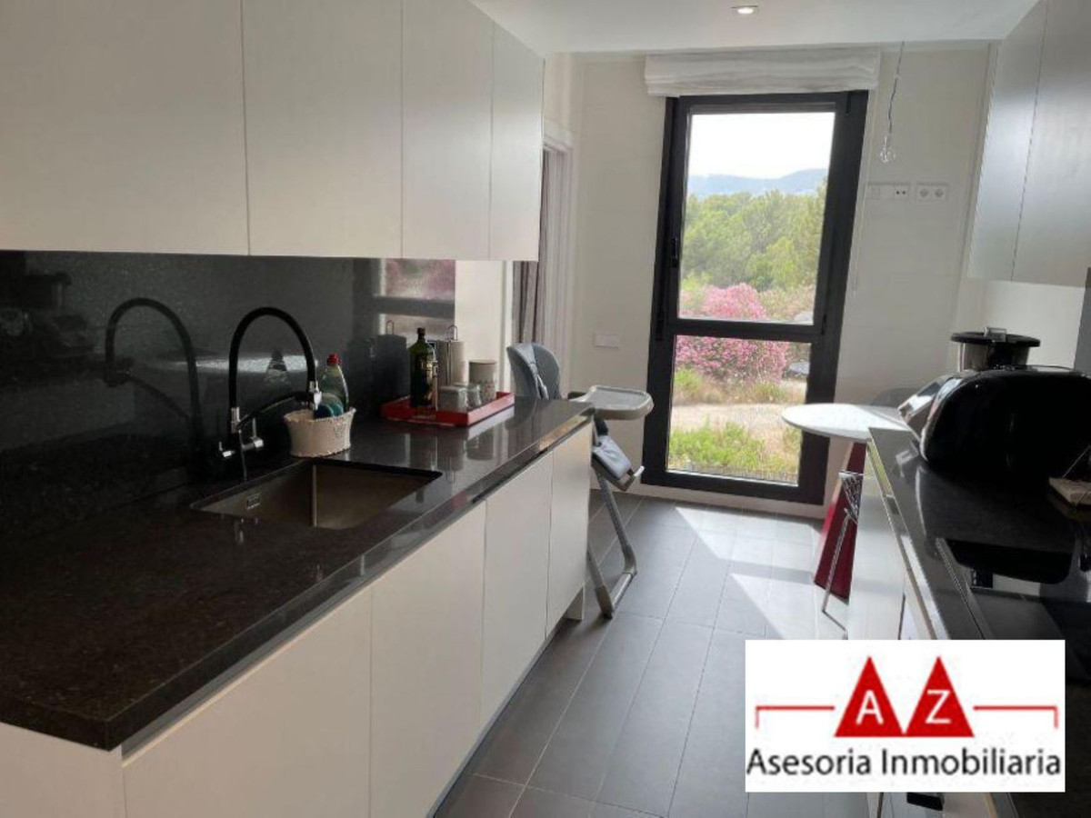 4 Bed, 3 Bath, ApartmentFor Sale, Palma de Mallorca, Islas Baleares