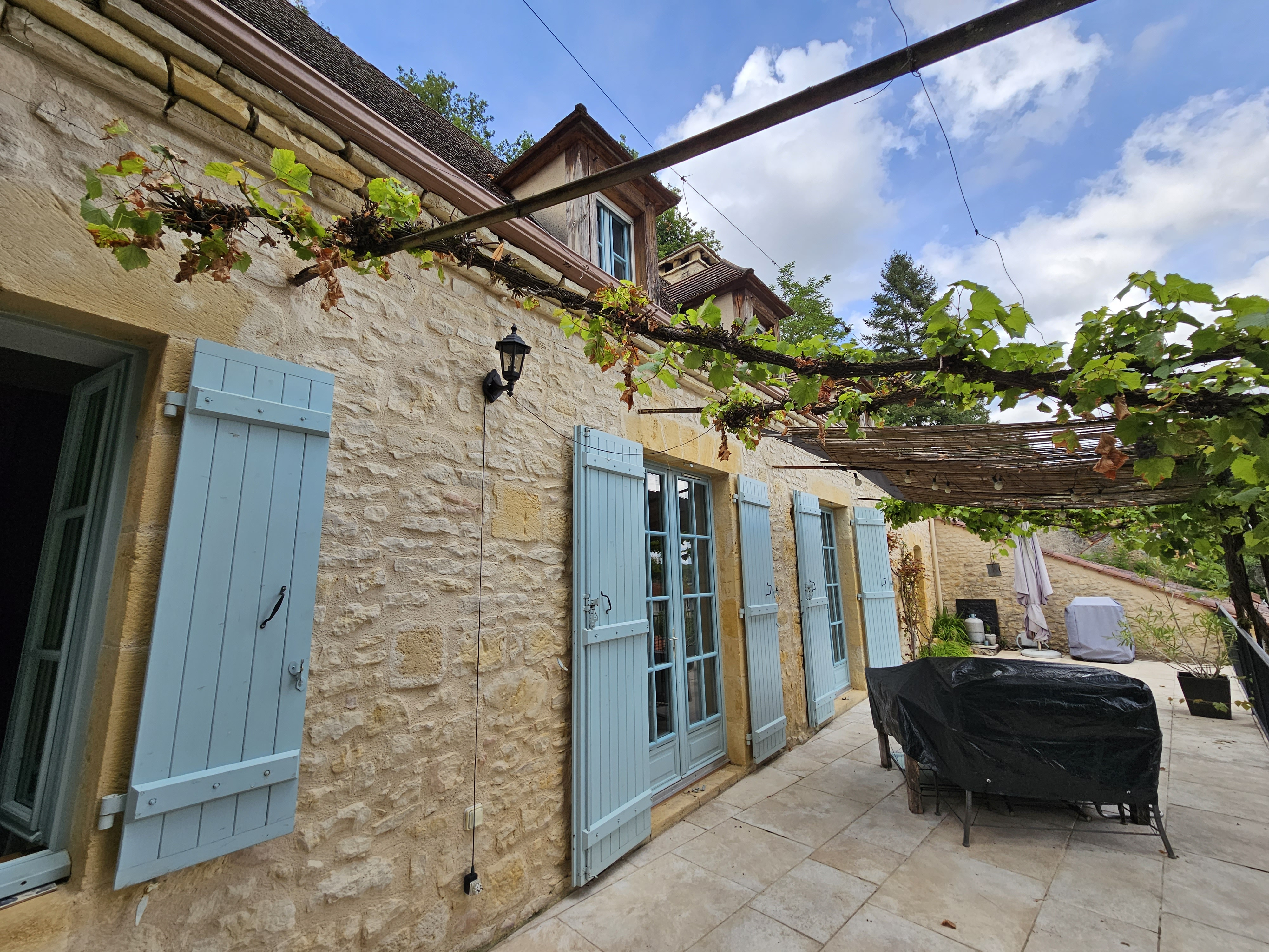 3 Bed, 1 Bath, HouseFor Sale, Mauzac et grand castang, Dordogne, Aquitaine, 24150