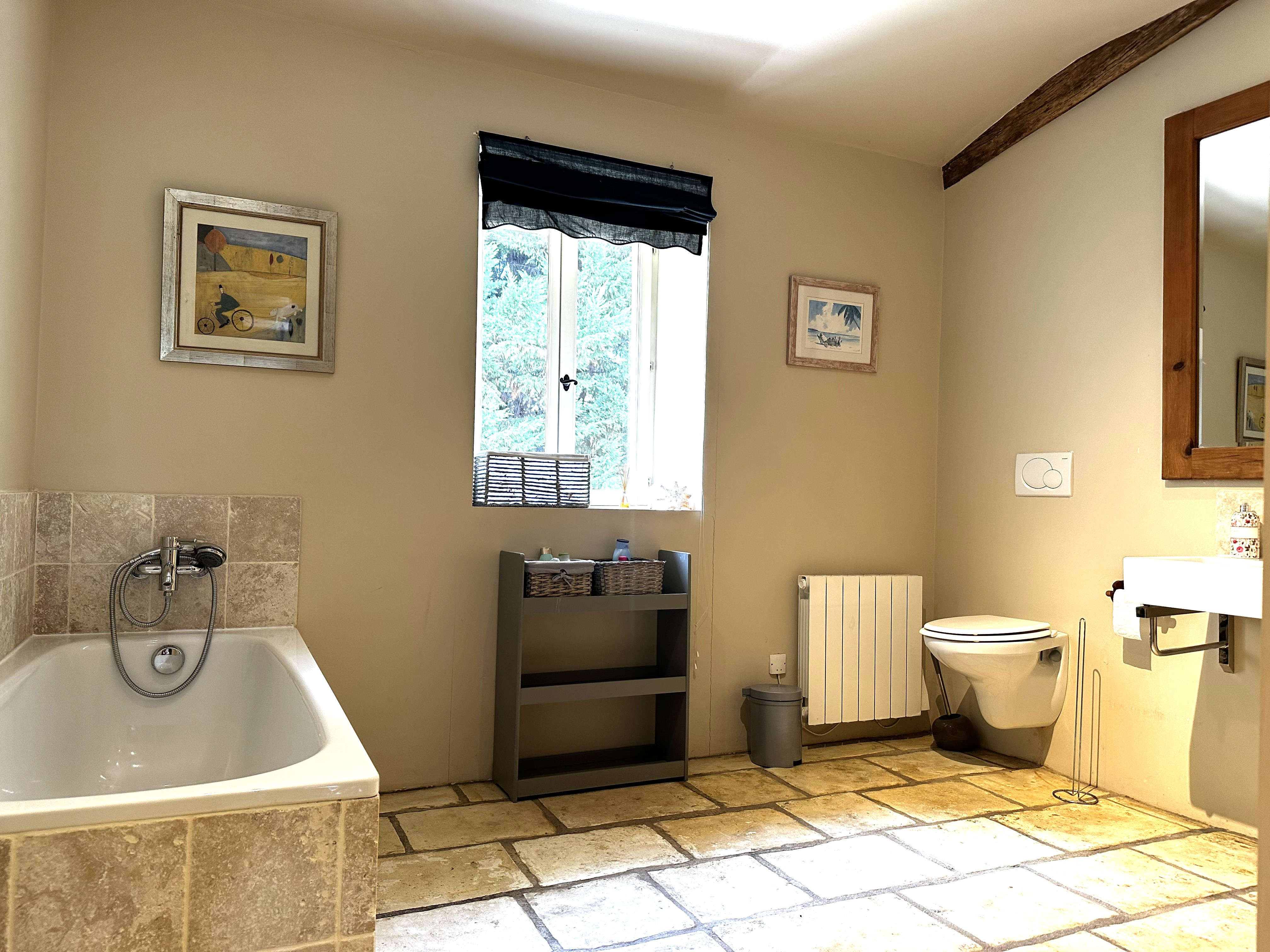 5 Bed, 3 Bath, HouseFor Sale, Savignac de duras, Lot-et-Garonne, Aquitaine, 47120