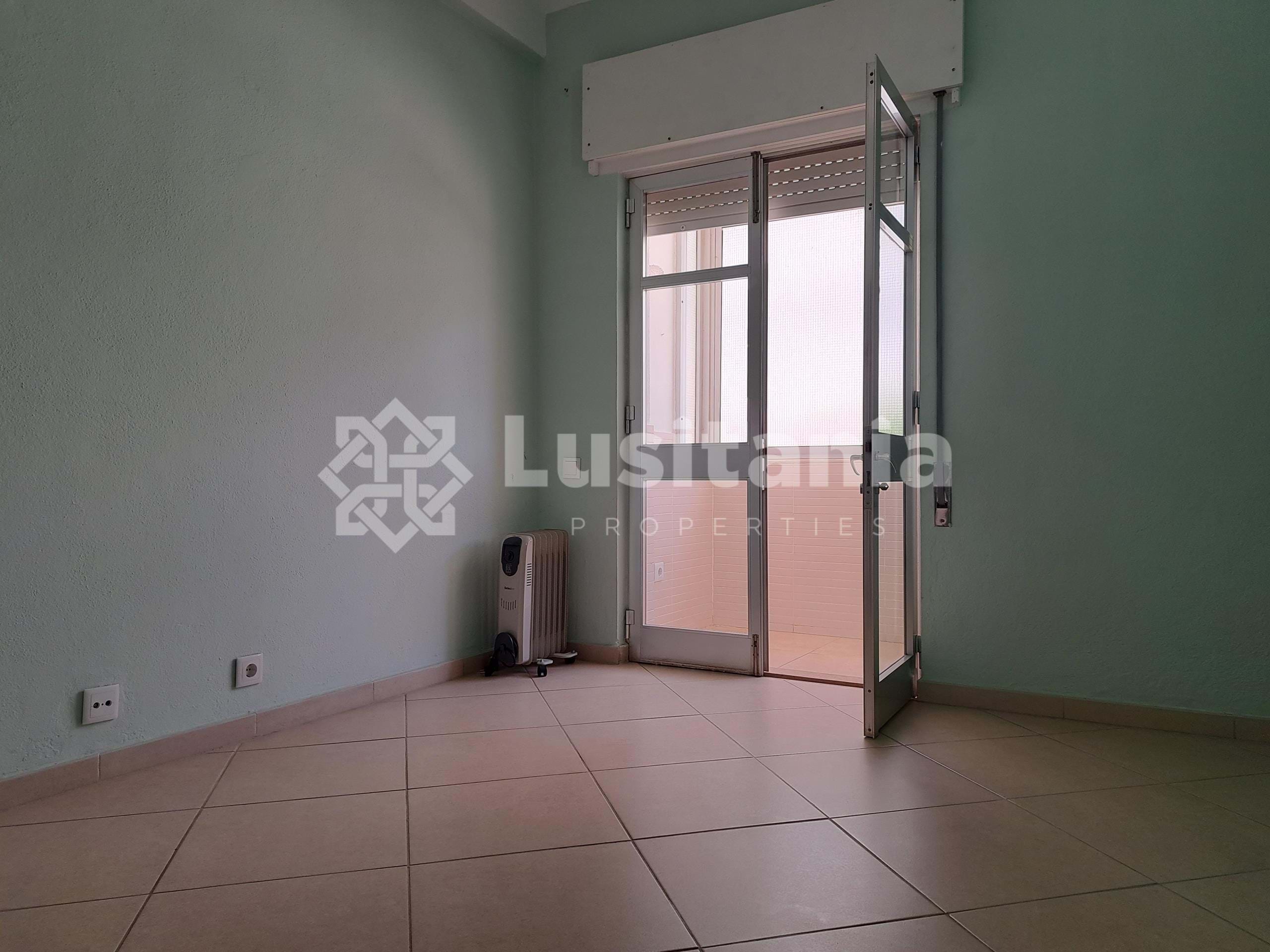 2 Bed, 2 Bath, ApartmentFor Sale, Quarteira, Loulé, Faro, 8125-507 2 Bed, 2 Bath, ApartmentFor Sale, Quarteira, Loulé, Faro, 8125-507