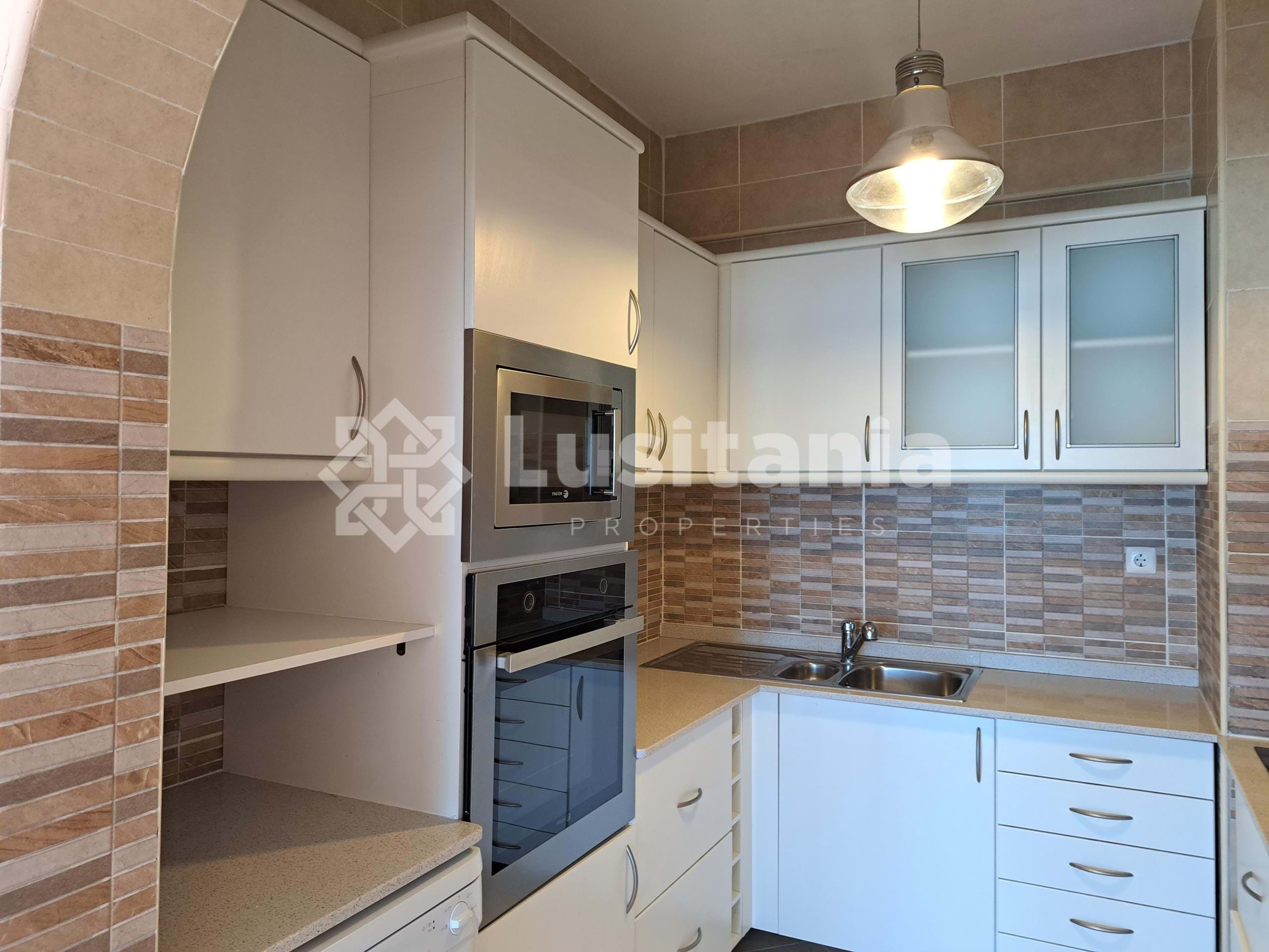 2 Bed, 2 Bath, ApartmentFor Sale, Quarteira, Loulé, Faro, 8125-507 2 Bed, 2 Bath, ApartmentFor Sale, Quarteira, Loulé, Faro, 8125-507
