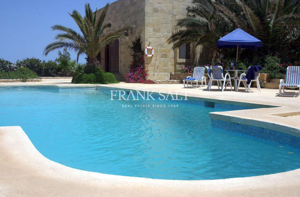 6 Bed, HouseFor Sale, Kercem, Gozo