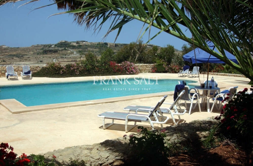 6 Bed, HouseFor Sale, Kercem, Gozo