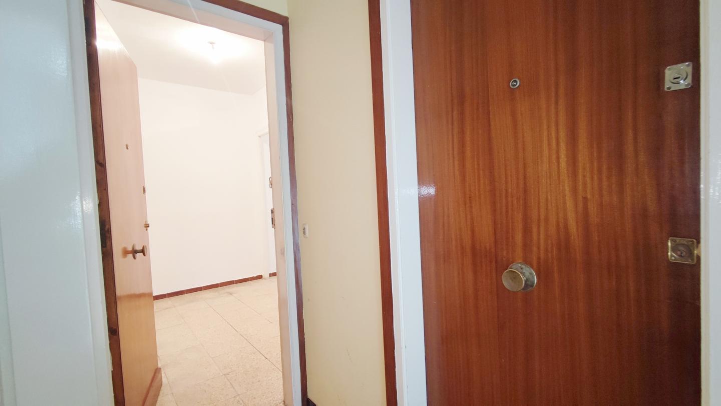 3 Bed, 1 Bath, ApartmentFor Sale, Sitges, Barcelona, 08870