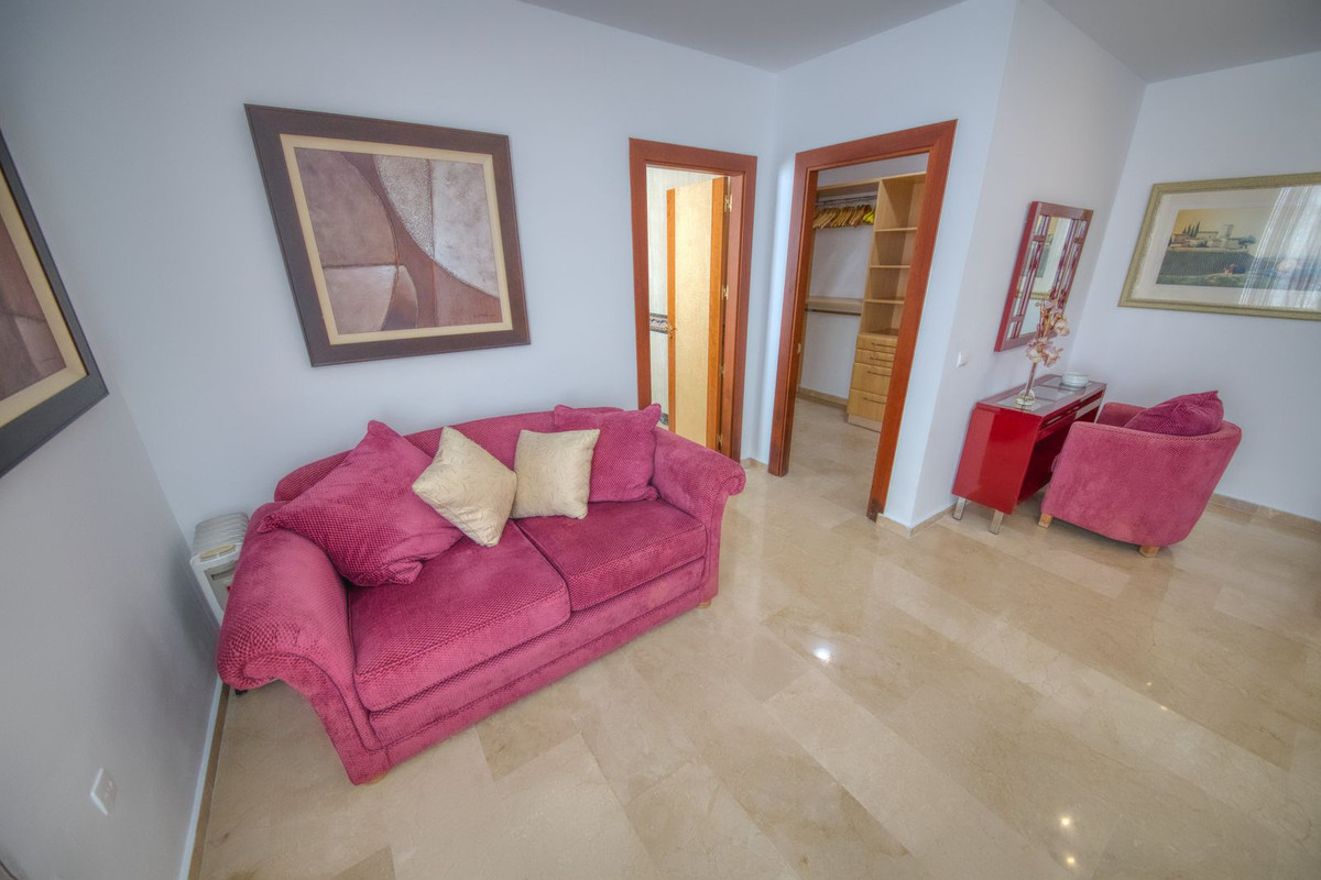 4 Bed, 3 Bath, HouseFor Sale, Benalmadena, Malaga, 29630