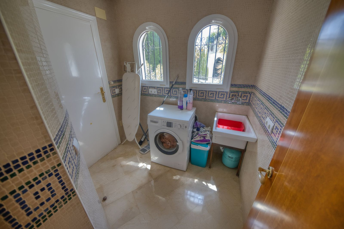 4 Bed, 3 Bath, HouseFor Sale, Benalmadena, Malaga, 29630