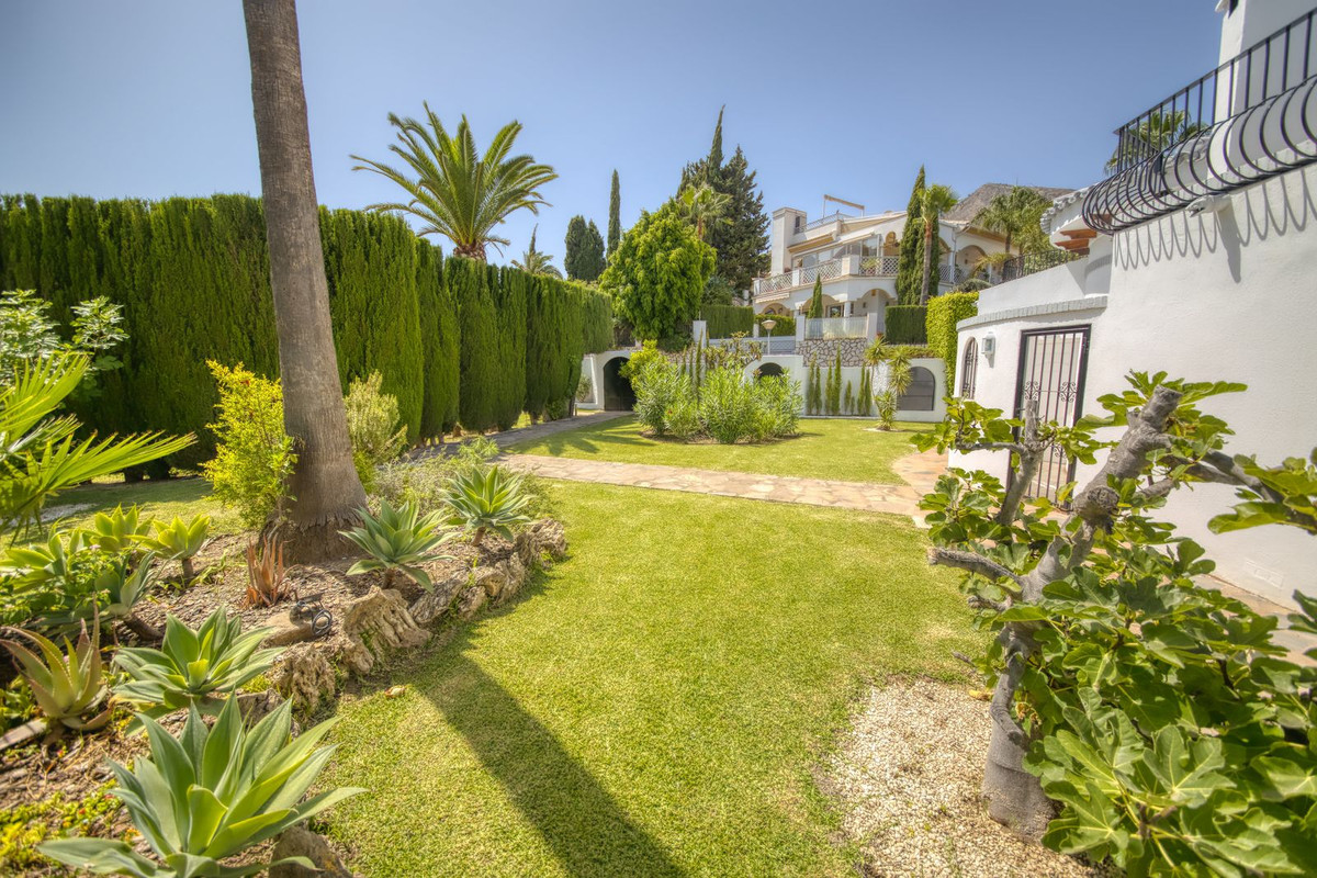 4 Bed, 3 Bath, HouseFor Sale, Benalmadena, Malaga, 29630