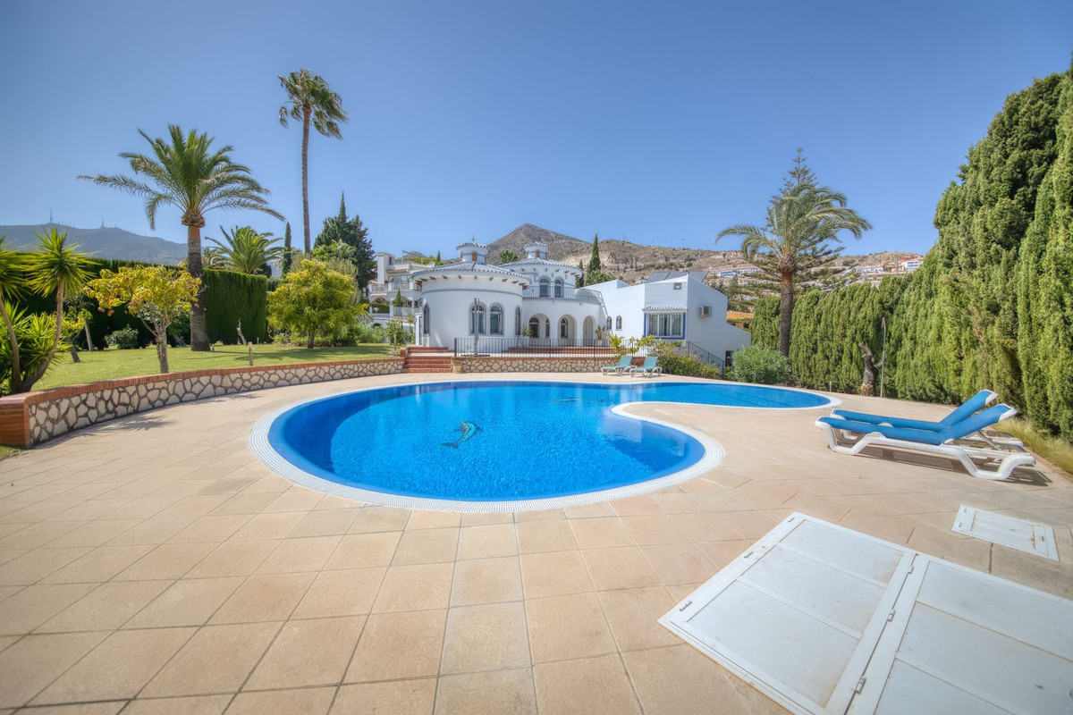 4 Bed, 3 Bath, HouseFor Sale, Benalmadena, Malaga, 29630