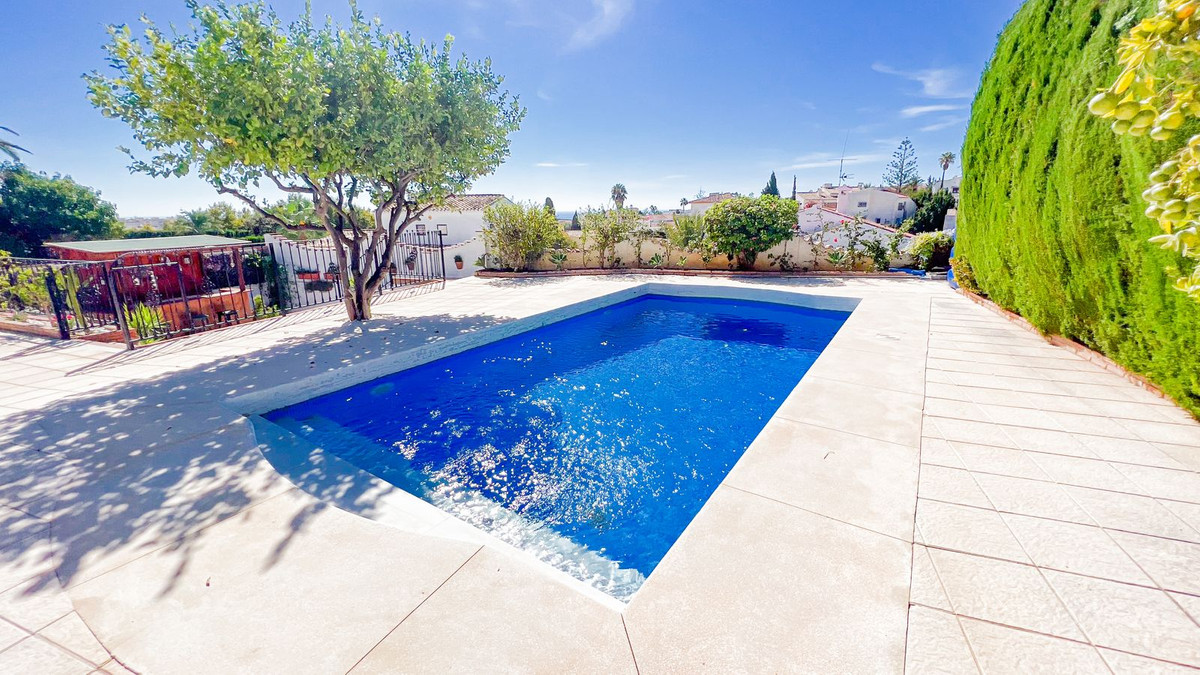 3 Bed, 2 Bath, HouseFor Sale, Benalmadena, Malaga, 29630