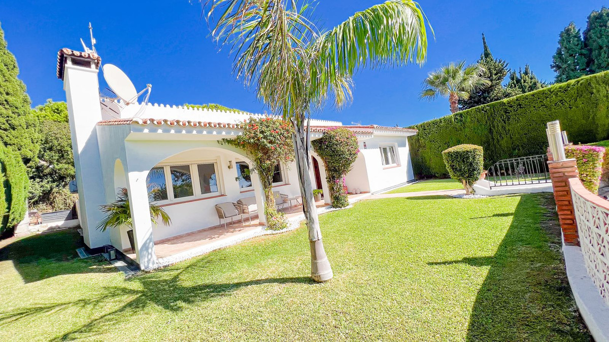 3 Bed, 2 Bath, HouseFor Sale, Benalmadena, Malaga, 29630