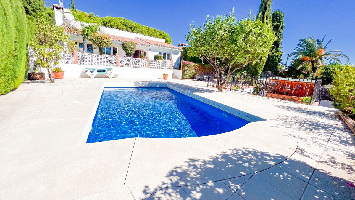 3 Bed, 2 Bath, HouseFor Sale, Benalmadena, Malaga, 29630