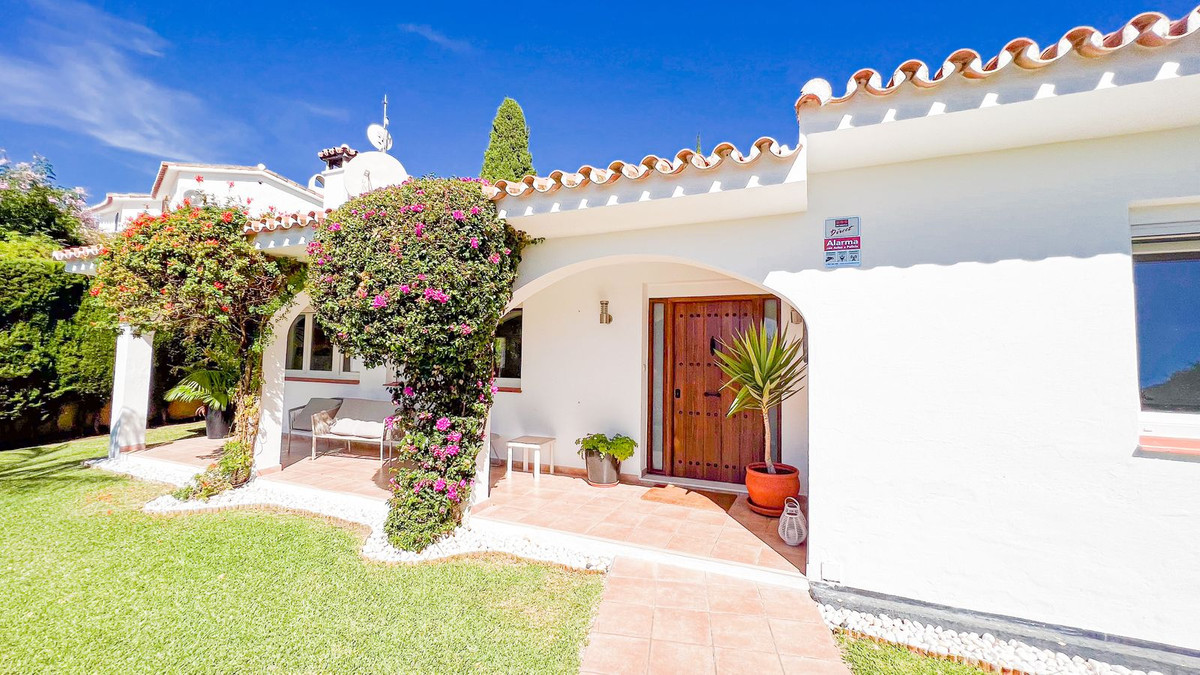 3 Bed, 2 Bath, HouseFor Sale, Benalmadena, Malaga, 29630