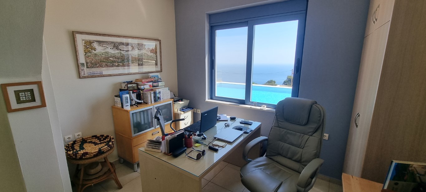 3 Bed, 2 Bath, HouseFor Sale, Chania, Crete