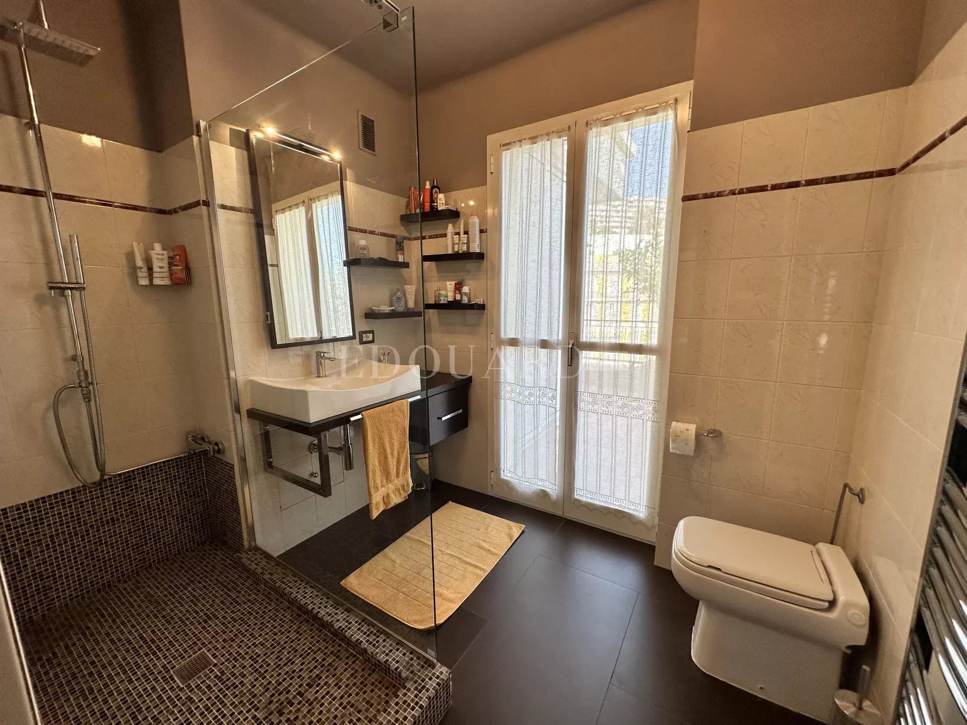 2 Bed, 1 Bath, ApartmentFor Sale, Menton, Alpes-Maritimes