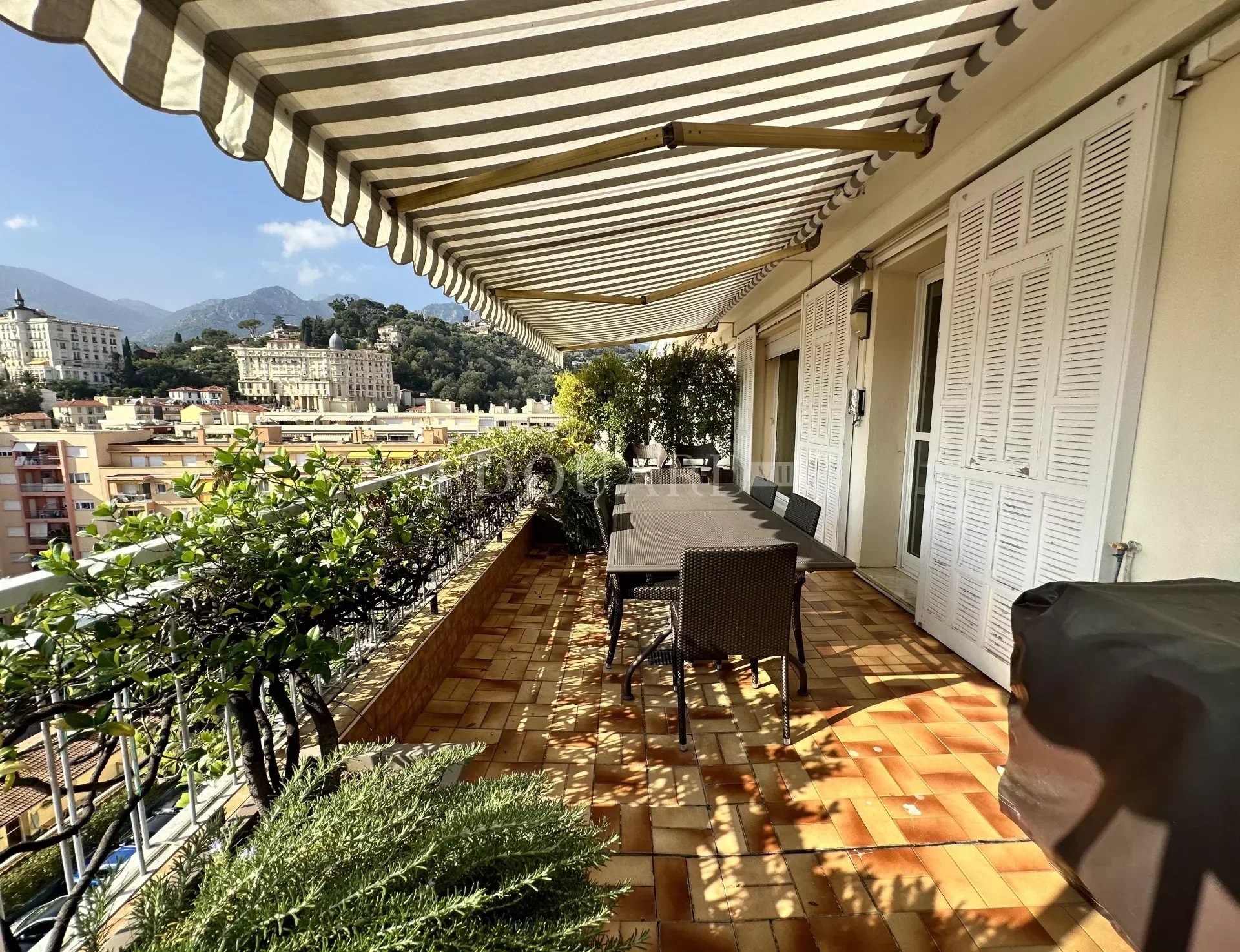 2 Bed, 1 Bath, ApartmentFor Sale, Menton, Alpes-Maritimes