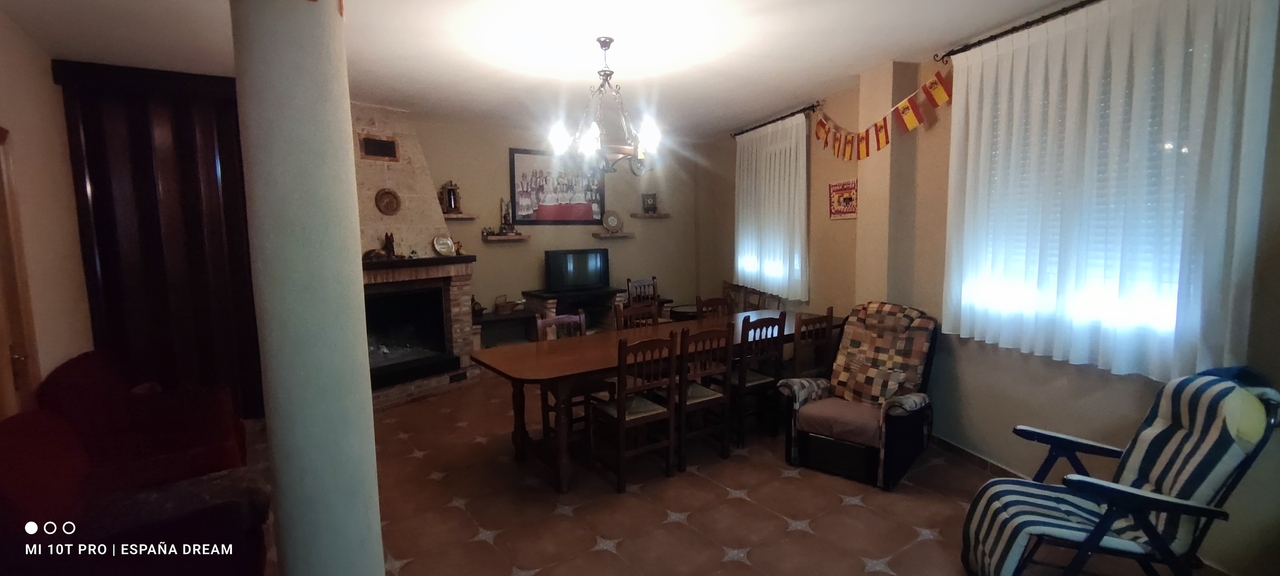 2 Bed, 1 Bath, HouseFor Sale, Caudete, Albacete