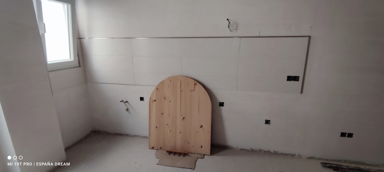 4 Bed, 2 Bath, ApartmentFor Sale, Caudete, Albacete