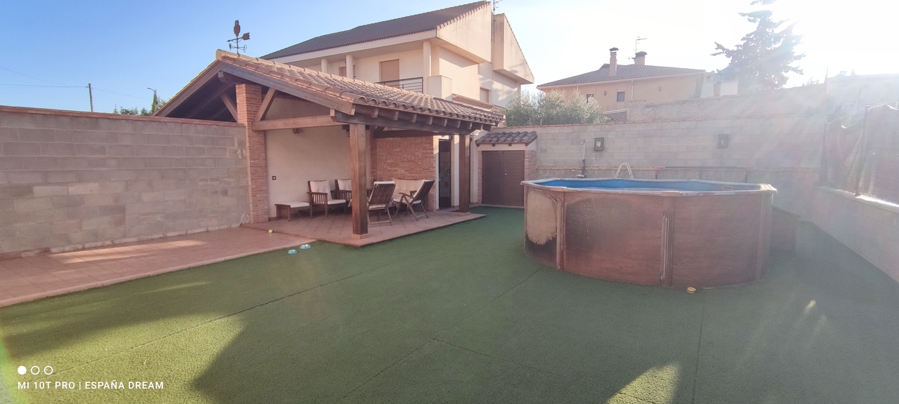 4 Bed, 2 Bath, HouseFor Sale, Caudete, Albacete