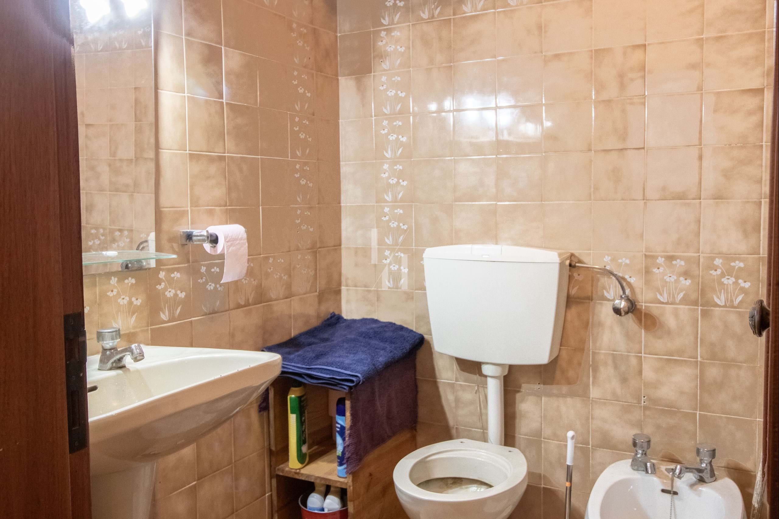 1 Bed, 1 Bath, ApartmentFor Sale, Quarteira, Loulé, Faro, 8125-100