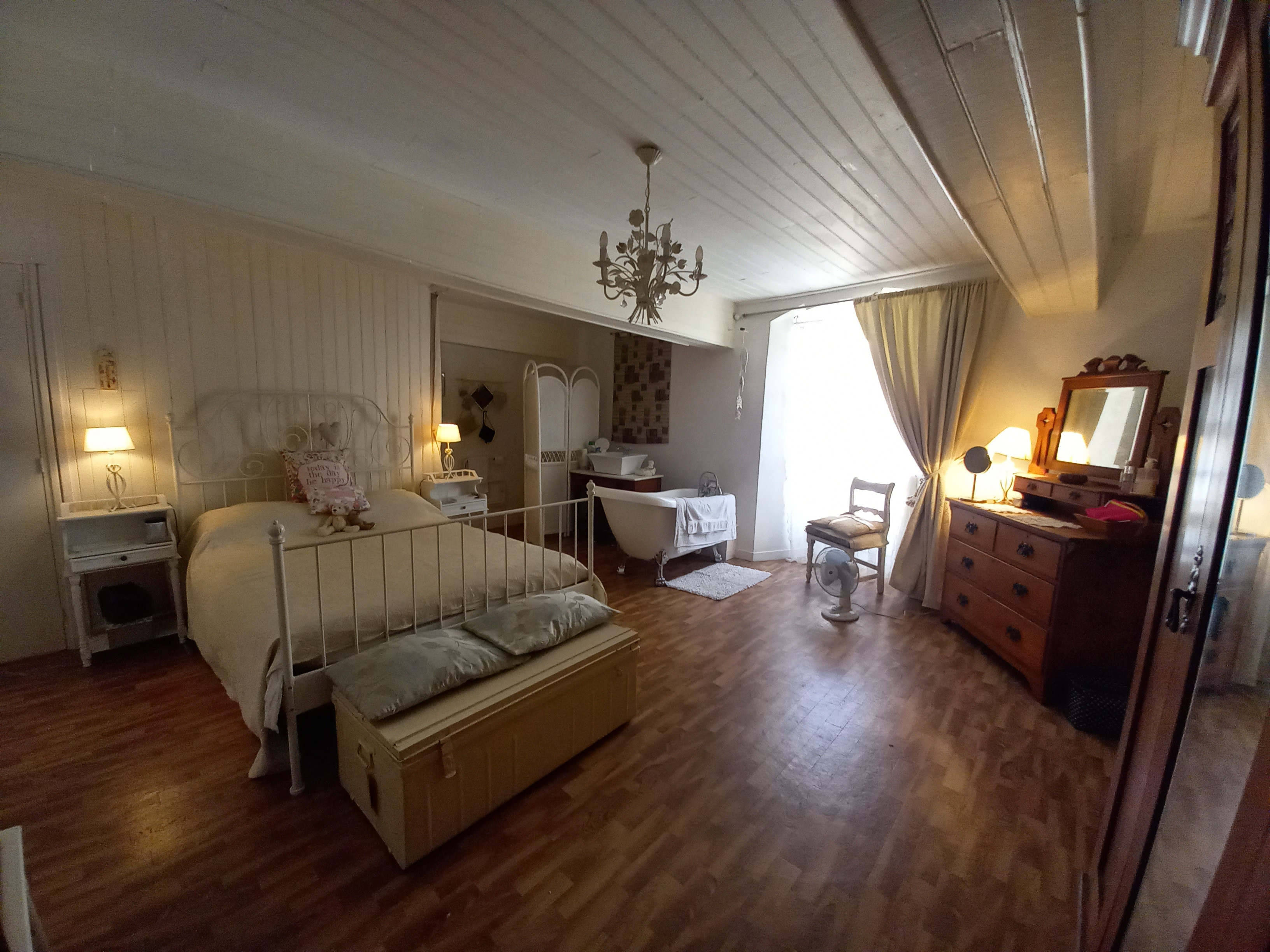 2 Bed, 2 Bath, HouseFor Sale, Castillonnes, Lot-et-Garonne, Aquitaine, 47330