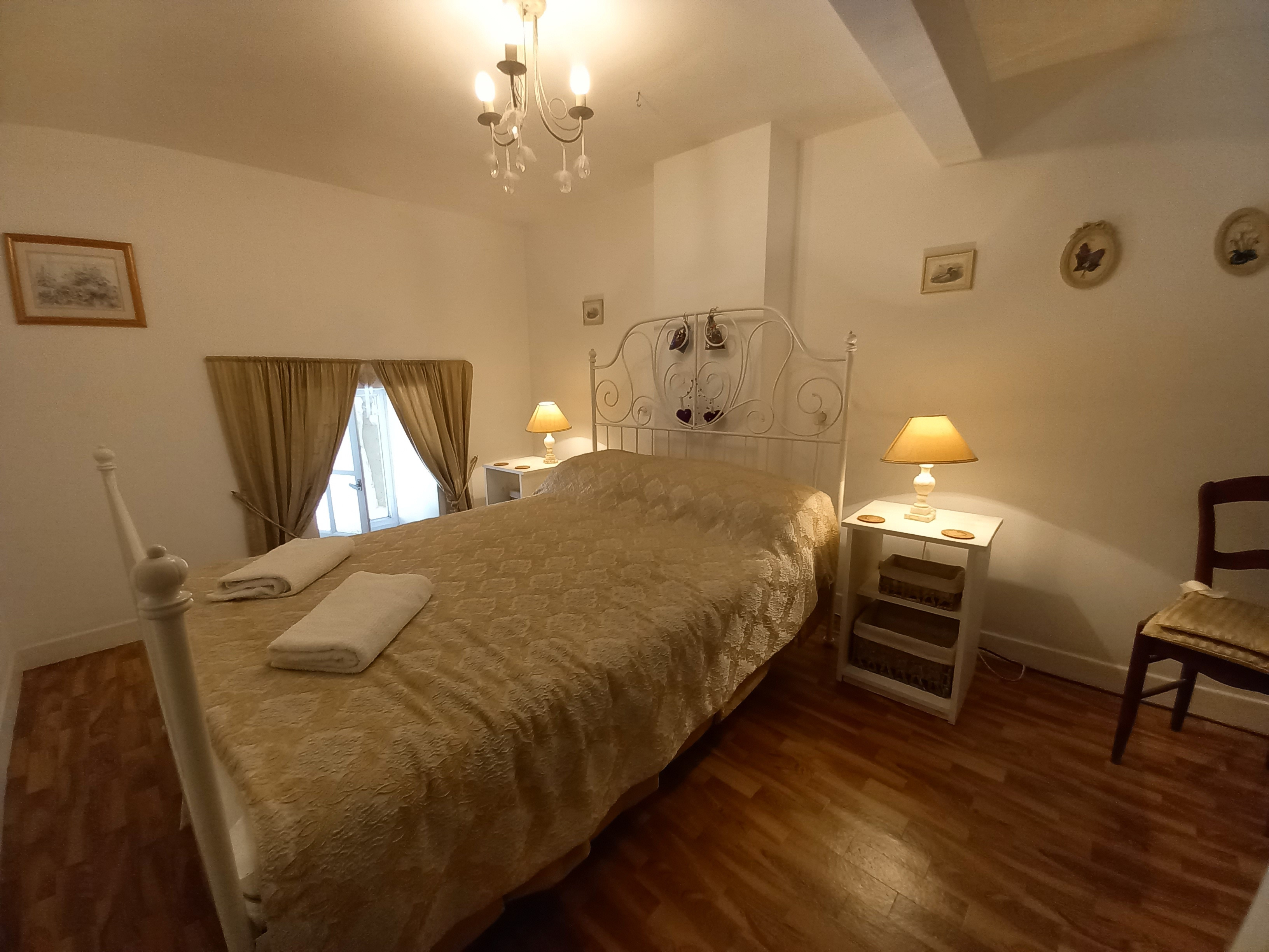 2 Bed, 2 Bath, HouseFor Sale, Castillonnes, Lot-et-Garonne, Aquitaine, 47330