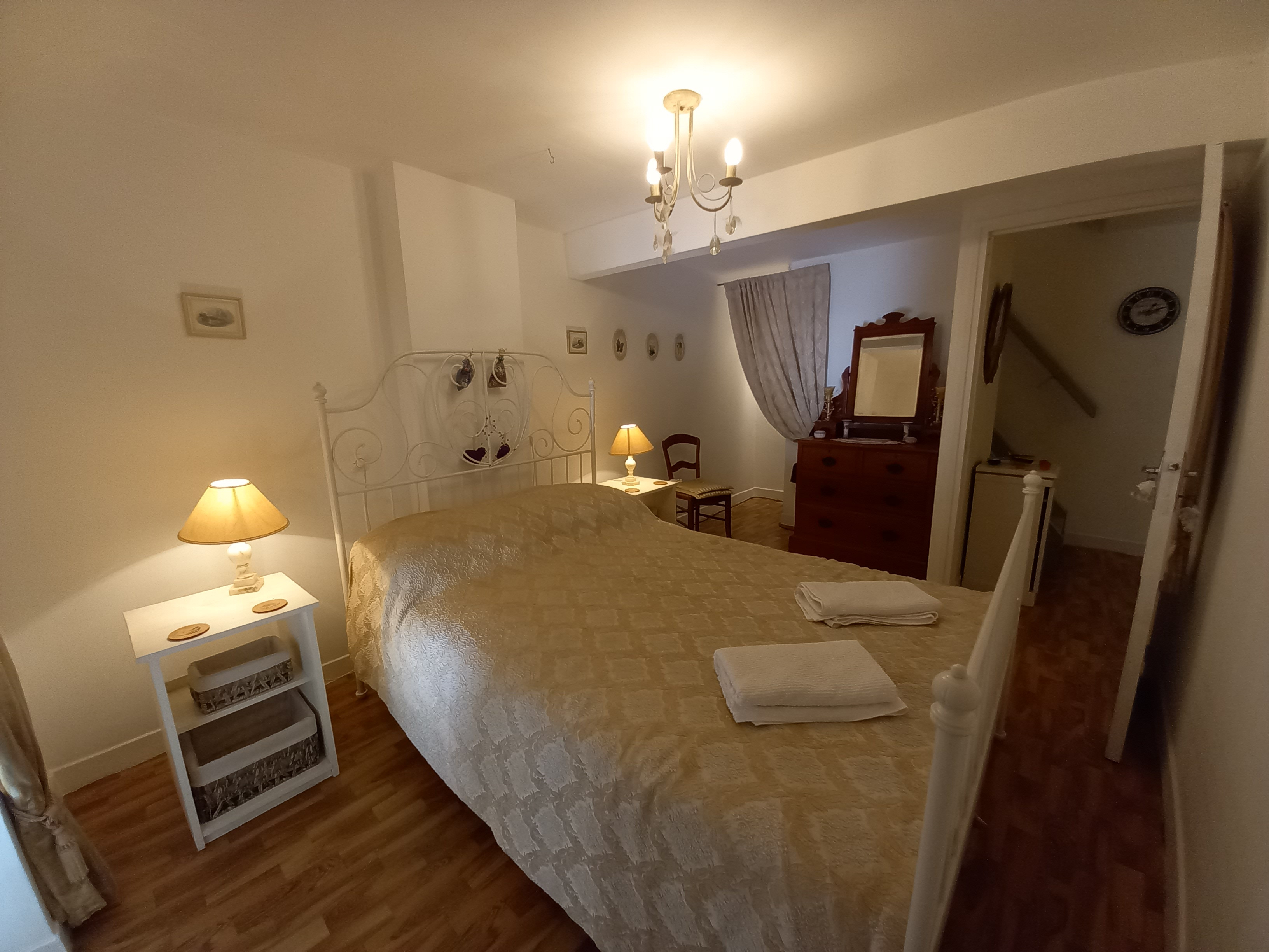 2 Bed, 2 Bath, HouseFor Sale, Castillonnes, Lot-et-Garonne, Aquitaine, 47330