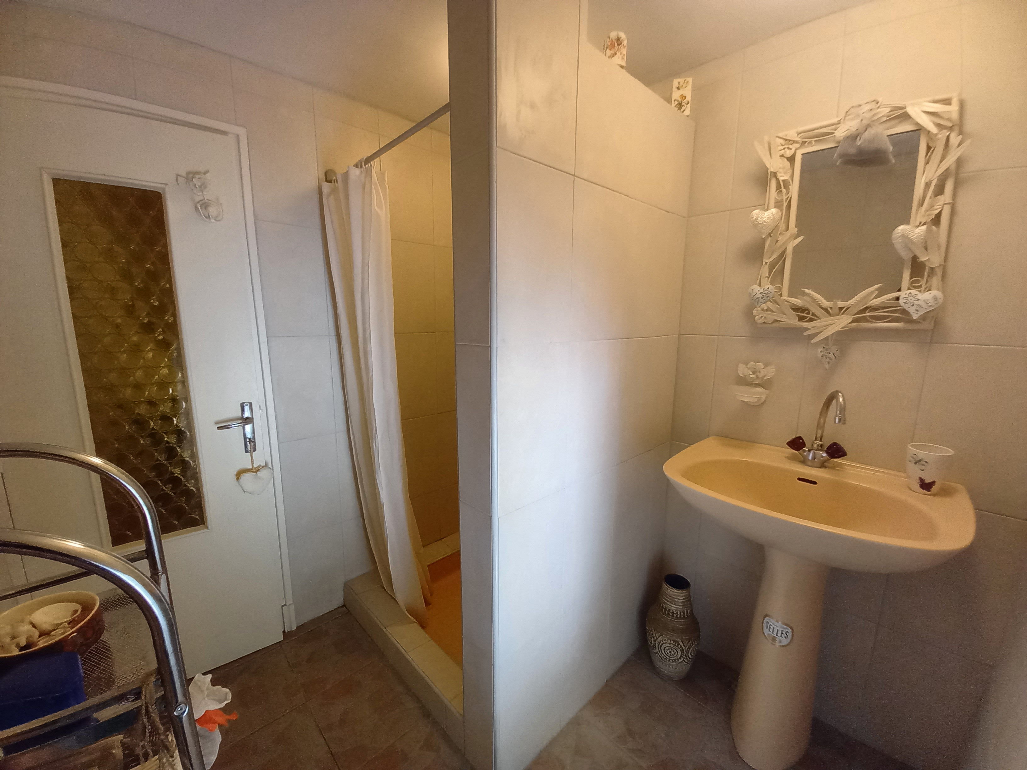 2 Bed, 2 Bath, HouseFor Sale, Castillonnes, Lot-et-Garonne, Aquitaine, 47330