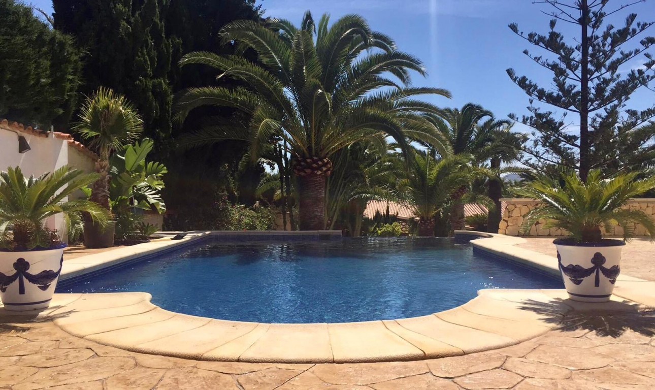 5 Bed, 3 Bath, HouseFor Sale, La Nucia, Alicante