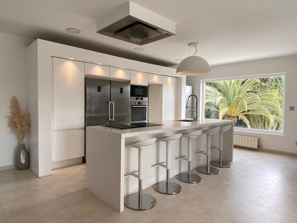 5 Bed, 3 Bath, HouseFor Sale, La Nucia, Alicante