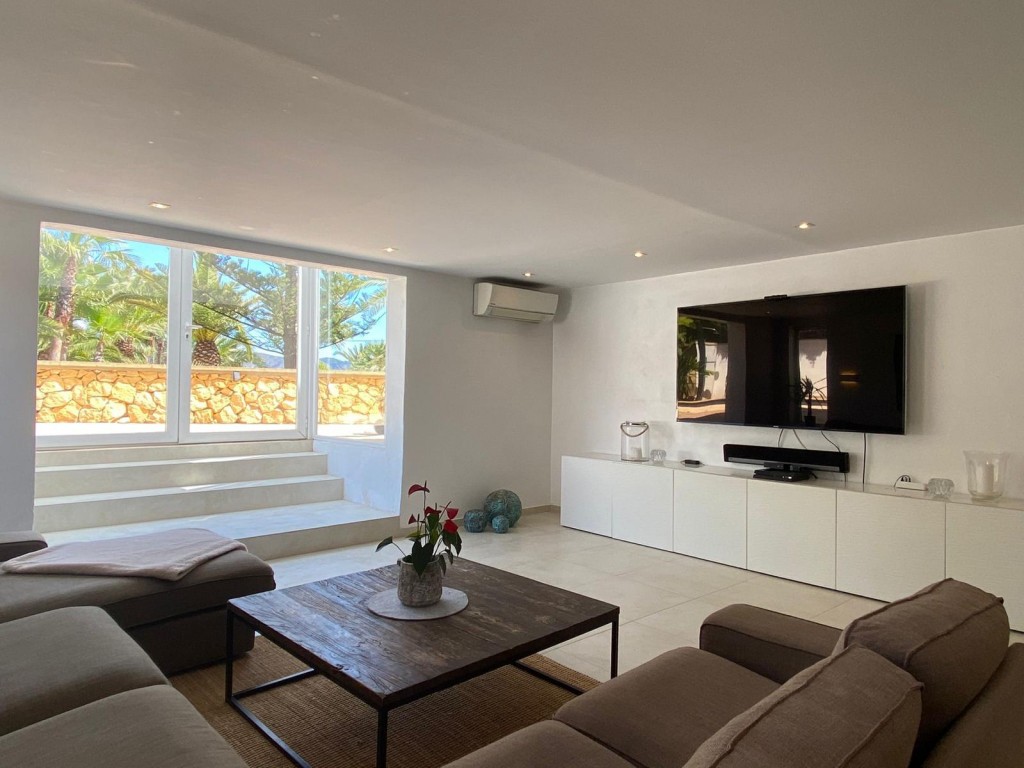 5 Bed, 3 Bath, HouseFor Sale, La Nucia, Alicante