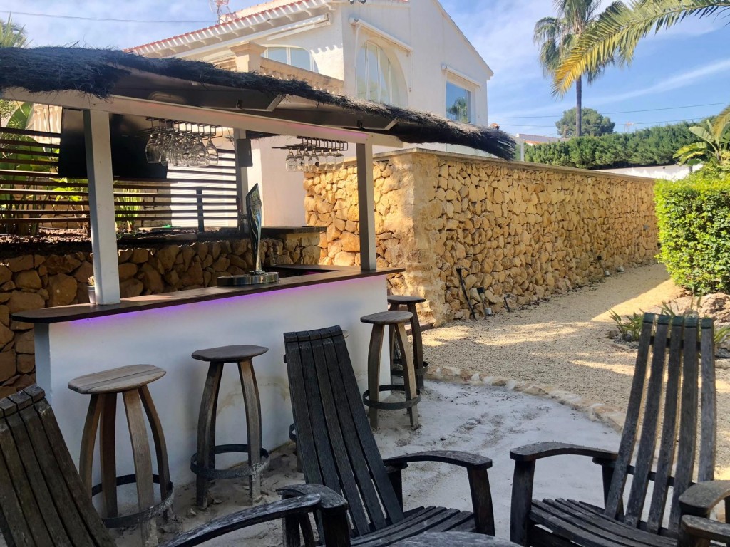 5 Bed, 3 Bath, HouseFor Sale, La Nucia, Alicante