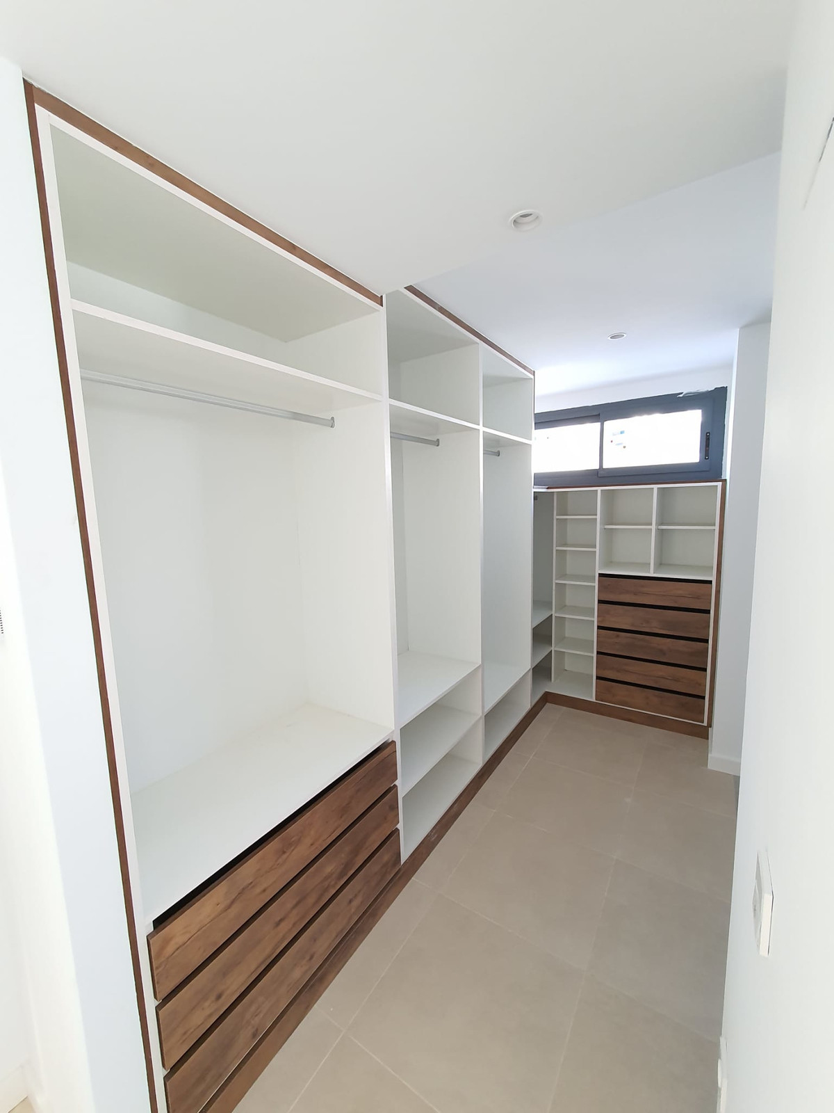 4 Bed, 4 Bath, HouseFor Sale, La Duquesa, Malaga