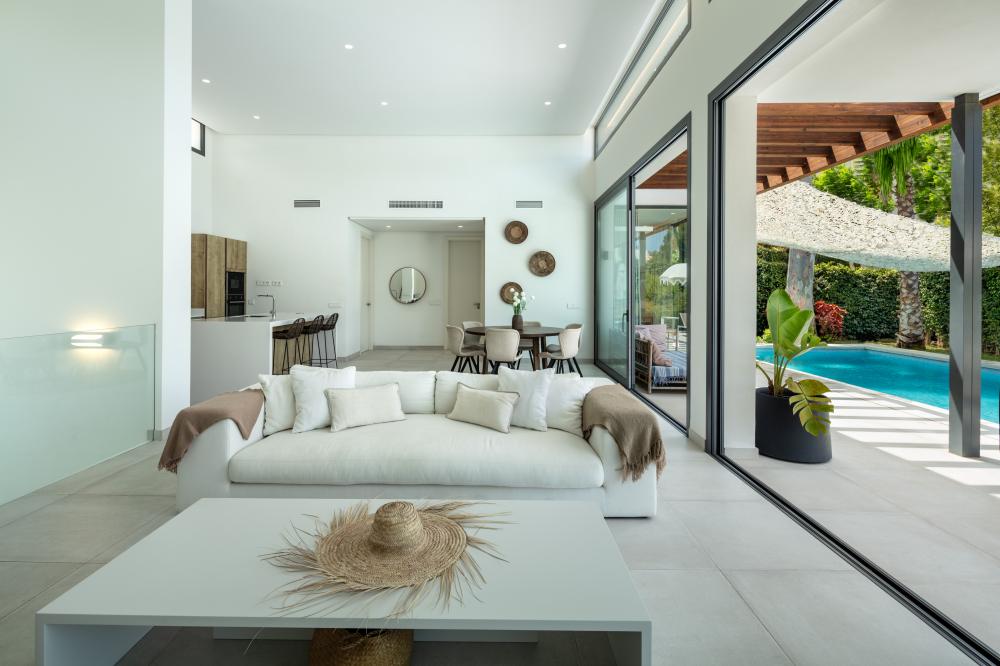 4 Bed, 4 Bath, HouseFor Sale, Estepona, Malaga 4 Bed, 4 Bath, HouseFor Sale, Estepona, Malaga