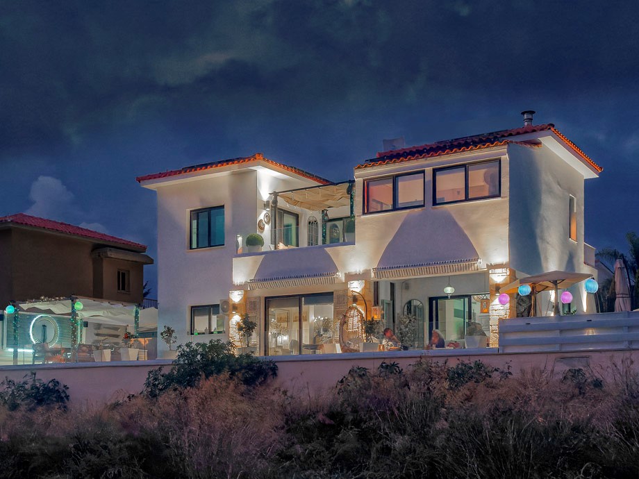 4 Bed, 3 Bath, HouseFor Sale, Paphos, Paphos