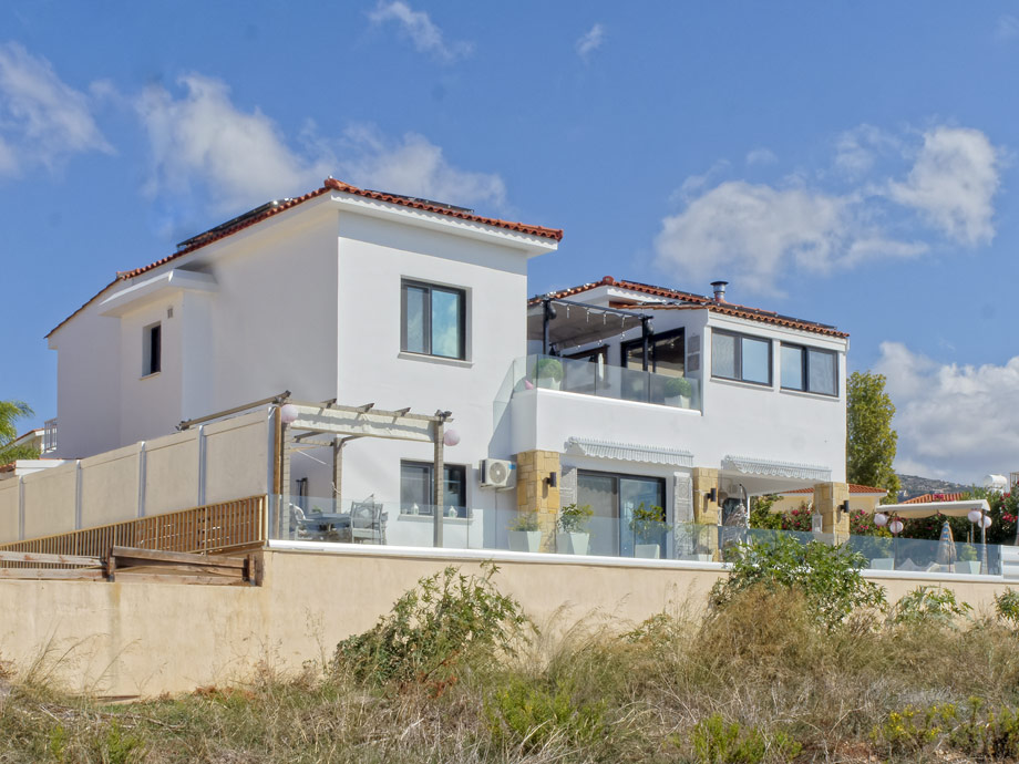 4 Bed, 3 Bath, HouseFor Sale, Paphos, Paphos