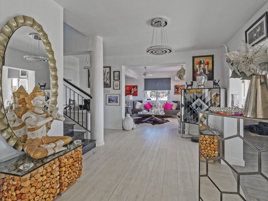 4 Bed, 3 Bath, HouseFor Sale, Paphos, Paphos