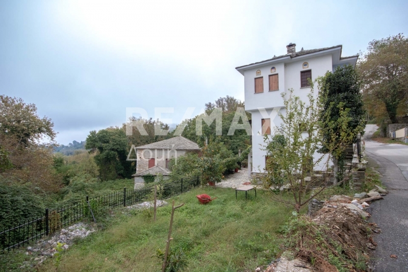 6 Bed, 4 Bath, HouseFor Sale, Tsagkarada, Mouresi, Magnesia