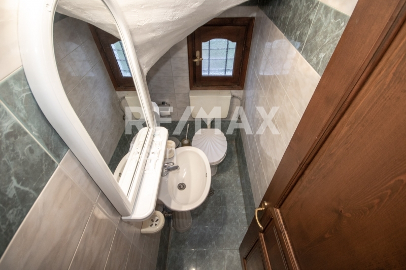 6 Bed, 4 Bath, HouseFor Sale, Tsagkarada, Mouresi, Magnesia