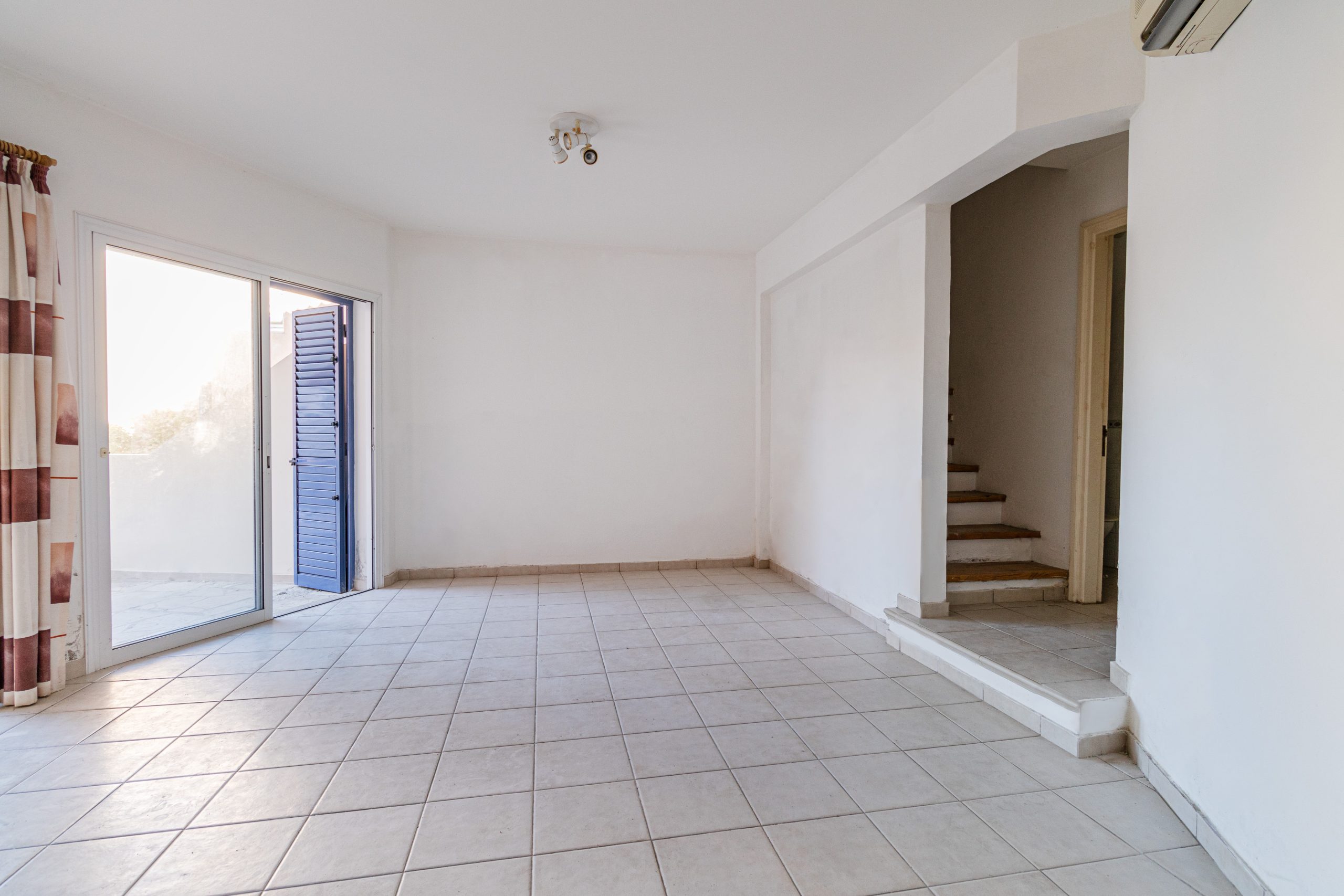 2 Bed, 1 Bath, HouseFor Sale, Chloraka, Paphos