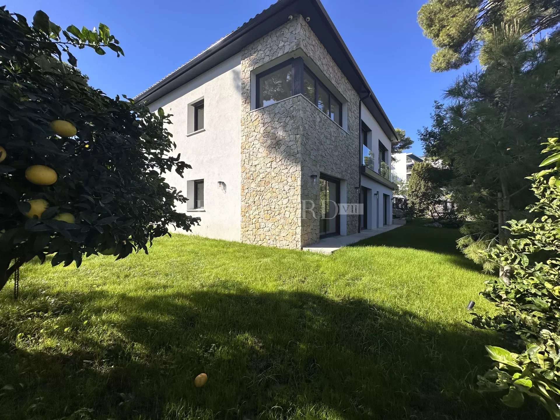 3 Bed, 3 Bath, HouseFor Sale, Roquebrune-Cap-Martin, Alpes-Maritimes