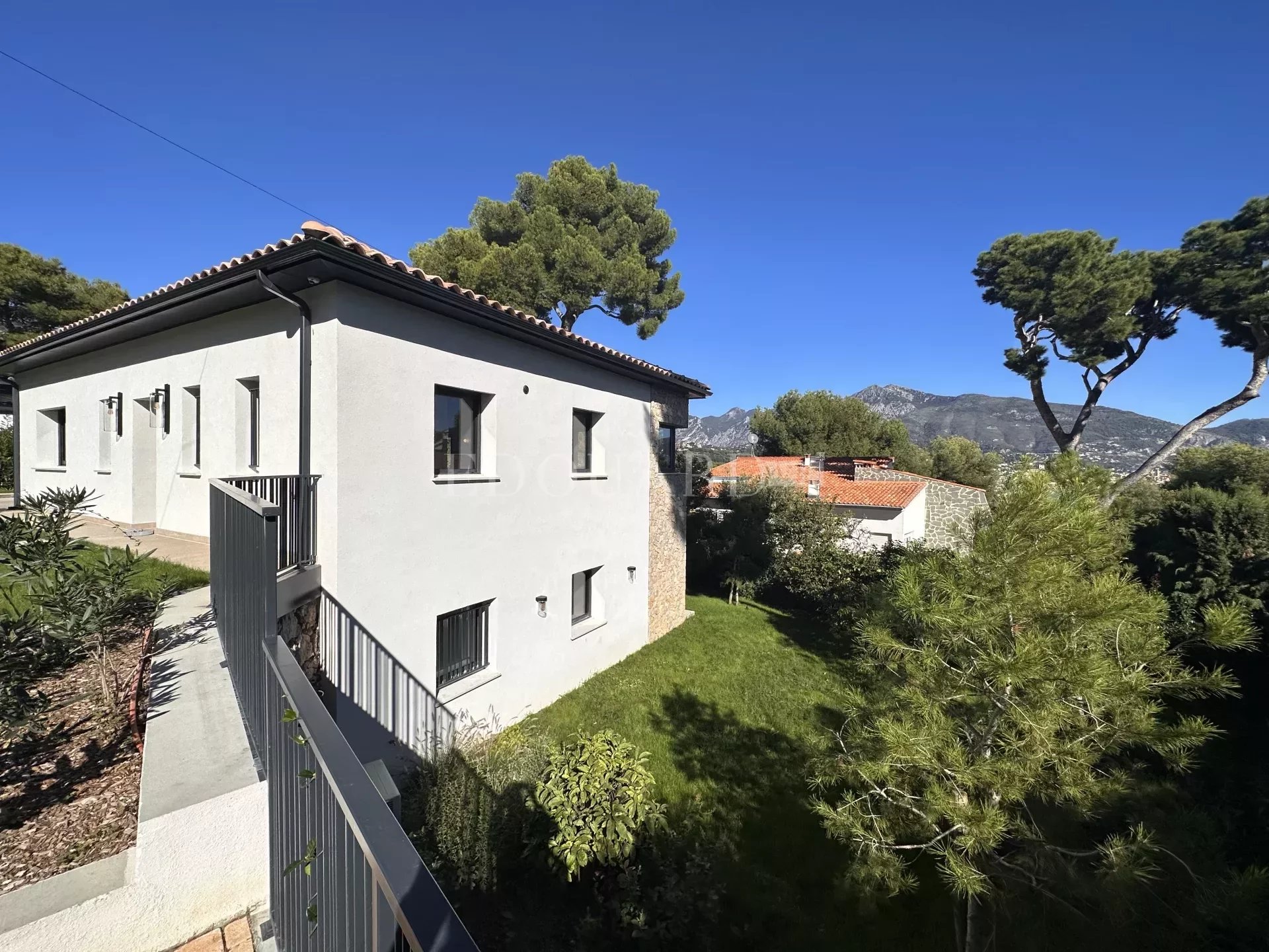 3 Bed, 3 Bath, HouseFor Sale, Roquebrune-Cap-Martin, Alpes-Maritimes