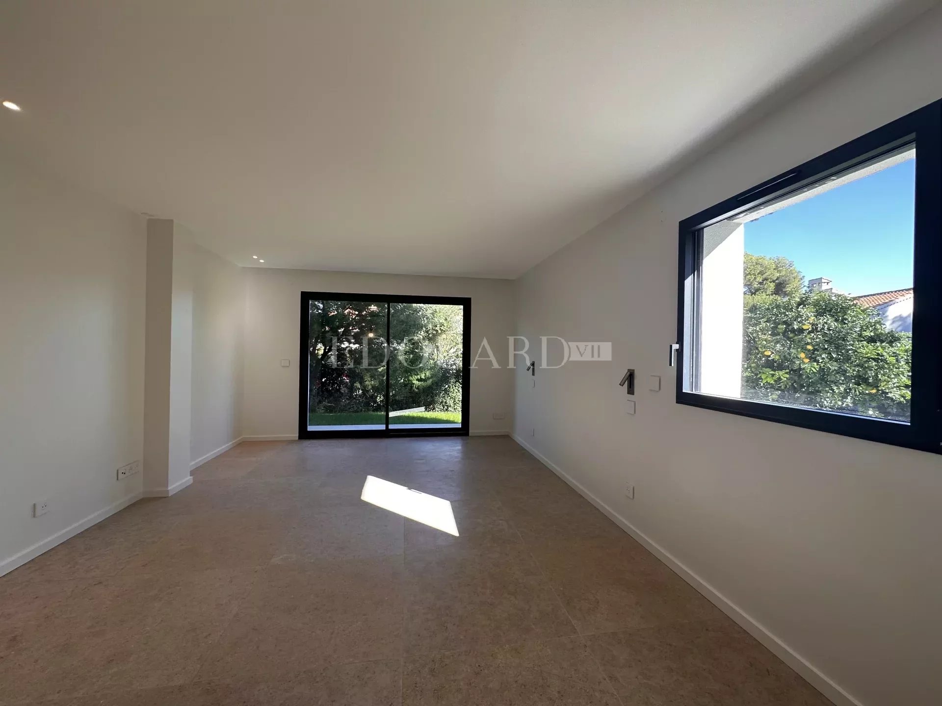 3 Bed, 3 Bath, HouseFor Sale, Roquebrune-Cap-Martin, Alpes-Maritimes